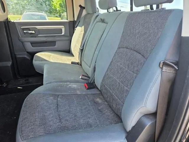 2018 Ram 1500 Big Horn Crew Cab 4x4 5'7" Box