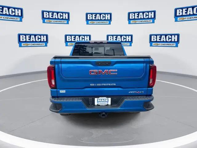 2022 GMC Sierra 1500 4WD Crew Cab Short Box AT4X