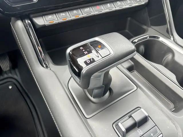 2022 GMC Sierra 1500 4WD Crew Cab Short Box AT4X