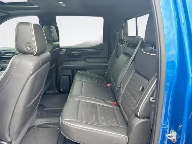 2022 GMC Sierra 1500 4WD Crew Cab Short Box AT4X