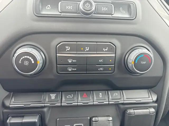 2023 Chevrolet Silverado 2500HD 4WD Double Cab Standard Bed Custom
