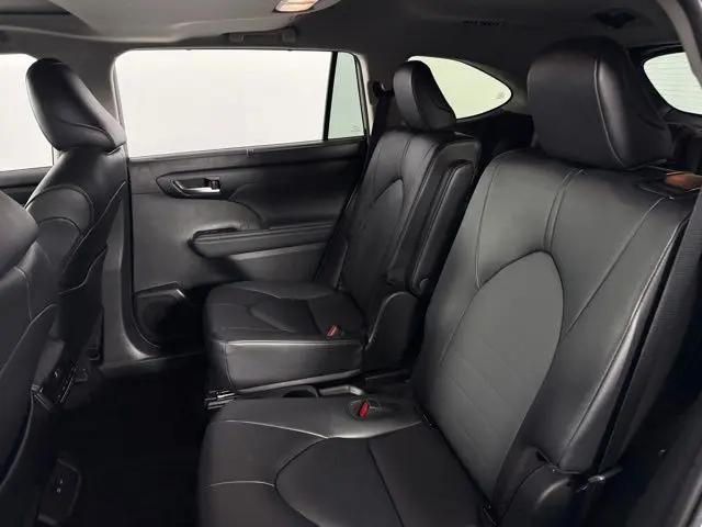 2025 Toyota Highlander XLE