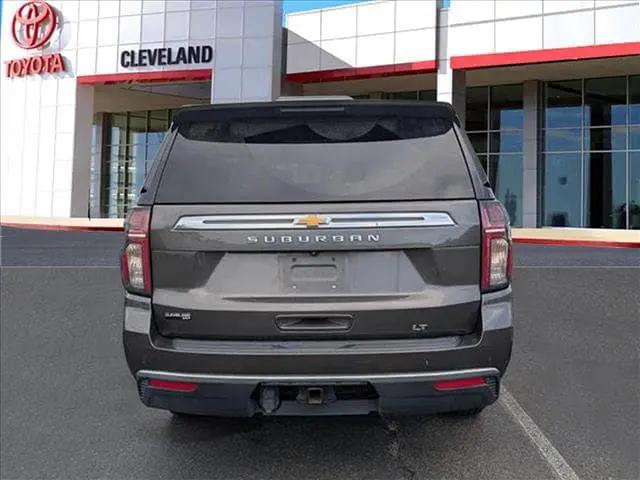 2021 Chevrolet Suburban 2WD LT