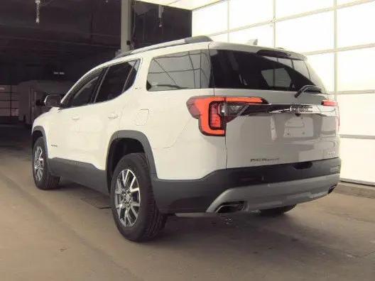 2023 GMC Acadia AWD SLT