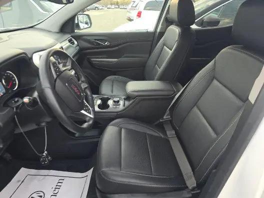 2023 GMC Acadia AWD SLT