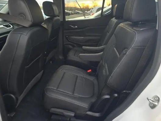 2023 GMC Acadia AWD SLT