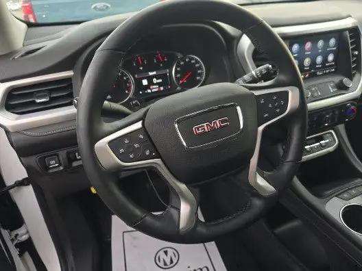 2023 GMC Acadia AWD SLT