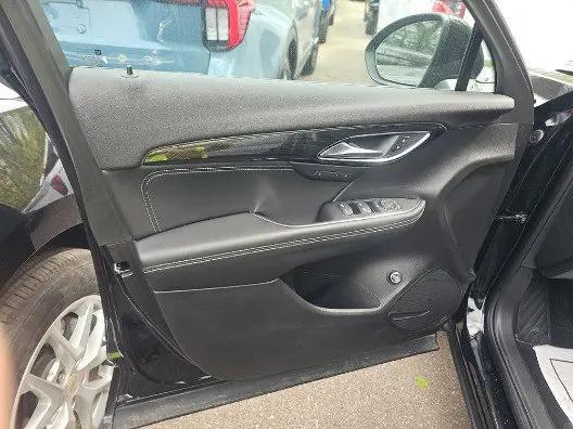 2023 Buick Envision Essence AWD