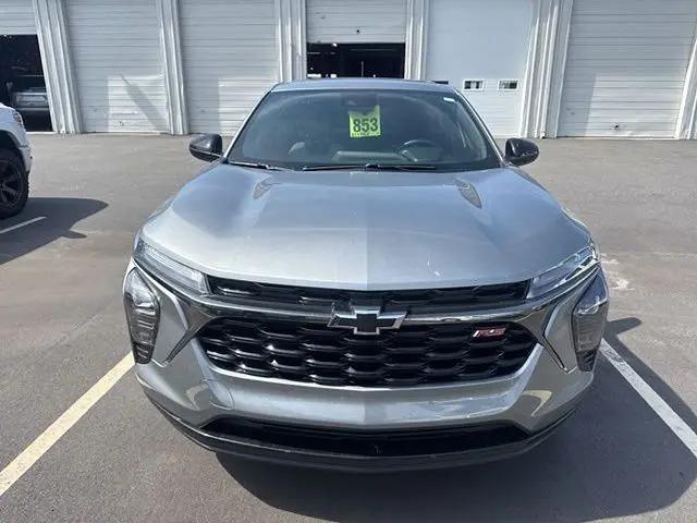 2025 Chevrolet Trax FWD 1RS