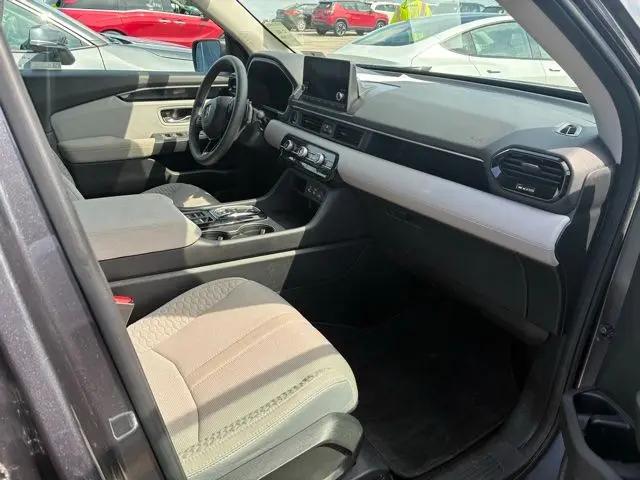 2023 Honda Pilot AWD LX
