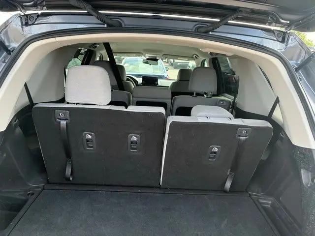 2023 Honda Pilot AWD LX