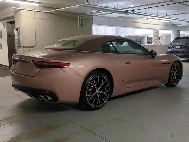 2026 Maserati GranCabrio Standard