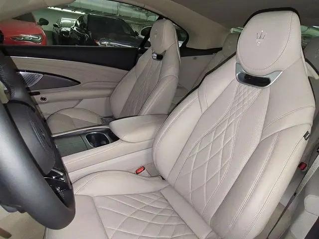 2026 Maserati GranCabrio Standard
