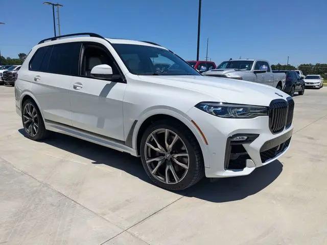 2021 BMW X7 M50i