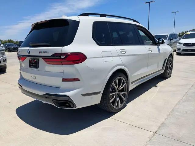 2021 BMW X7 M50i