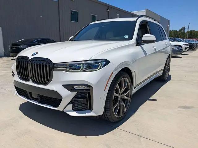 2021 BMW X7 M50i