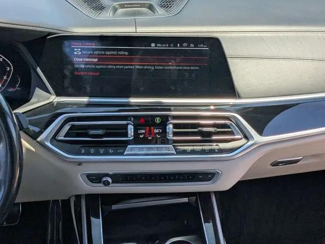 2021 BMW X7 M50i