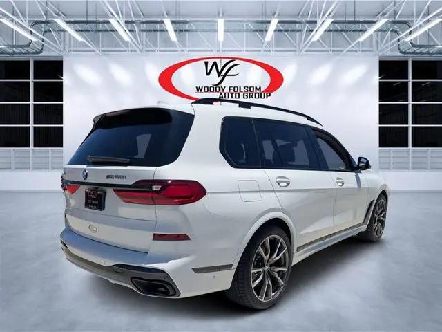 2021 BMW X7 M50i