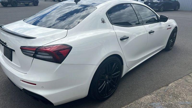 2021 Maserati Ghibli Trofeo