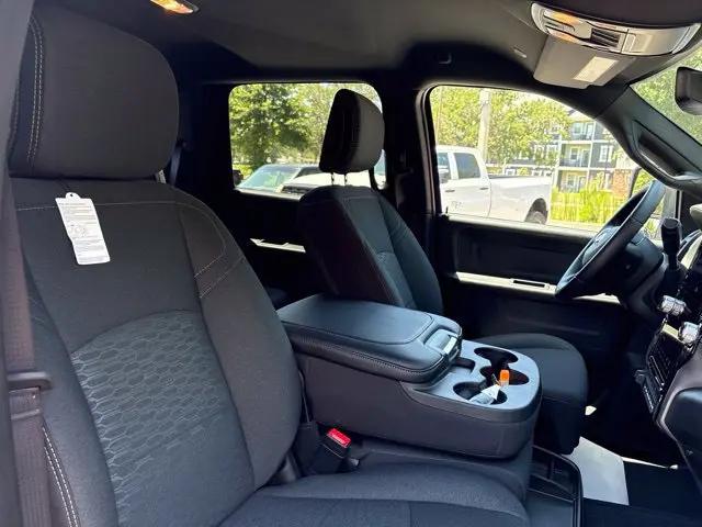 2026 Ram 3500 Tradesman Crew Cab 4x4 8 Box
