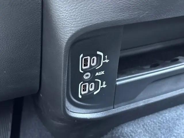 2026 Ram 3500 Tradesman Crew Cab 4x4 8 Box