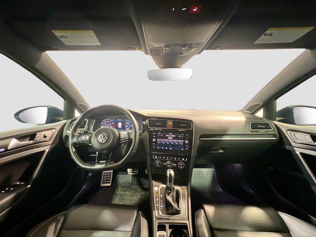 2018 Volkswagen Golf R 2.0T w/DCC & Navigation