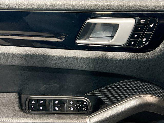 2019 Porsche Cayenne Base