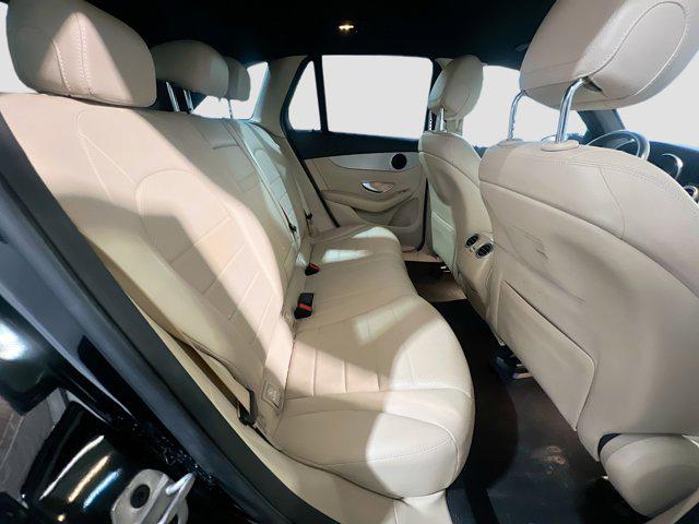 2022 Mercedes-Benz GLC SUV