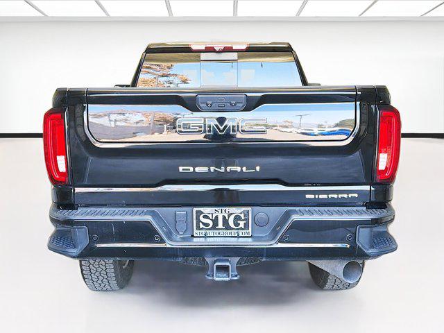 2020 GMC Sierra 2500HD 4WD Crew Cab Standard Bed Denali