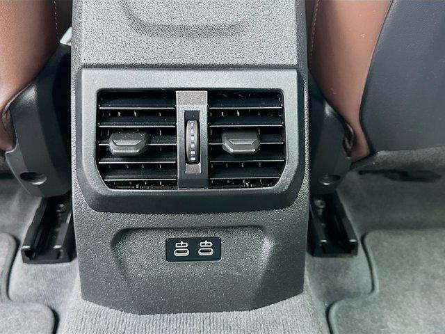 2025 BMW Coupe xDrive