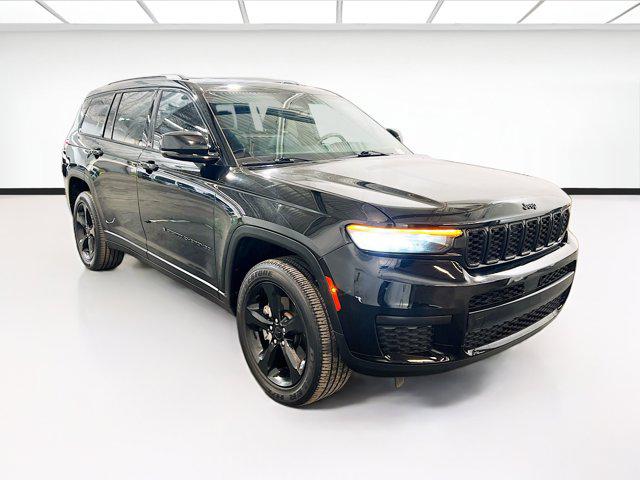 2022 Jeep Grand Cherokee L Altitude 4x2