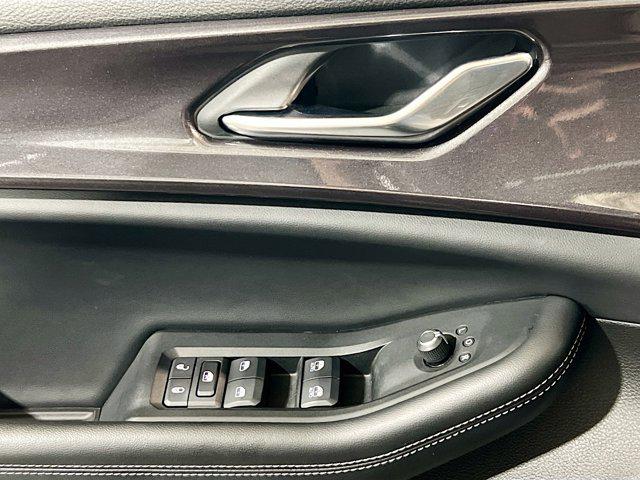 2022 Jeep Grand Cherokee L Altitude 4x2