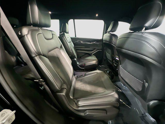 2022 Jeep Grand Cherokee L Altitude 4x2