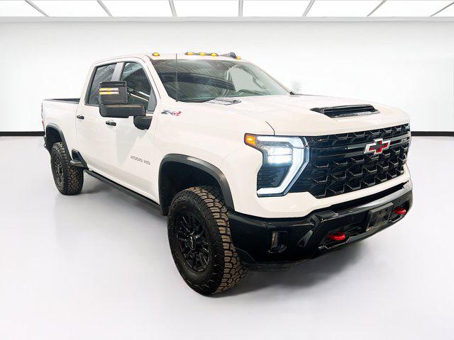 2025 Chevrolet Silverado 2500HD 4WD Crew Cab Standard Bed ZR2