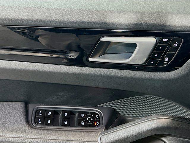 2020 Porsche Cayenne S
