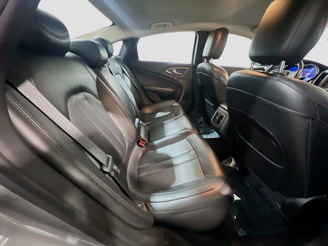 2015 Chrysler 200 C
