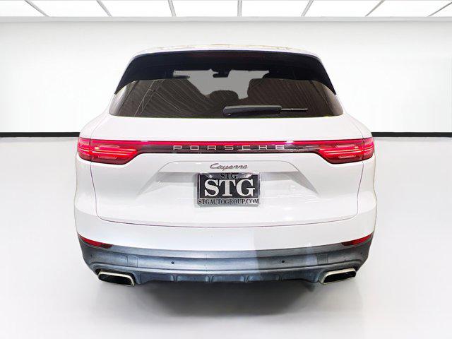 2022 Porsche Cayenne Base