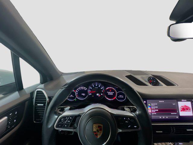 2022 Porsche Cayenne Base