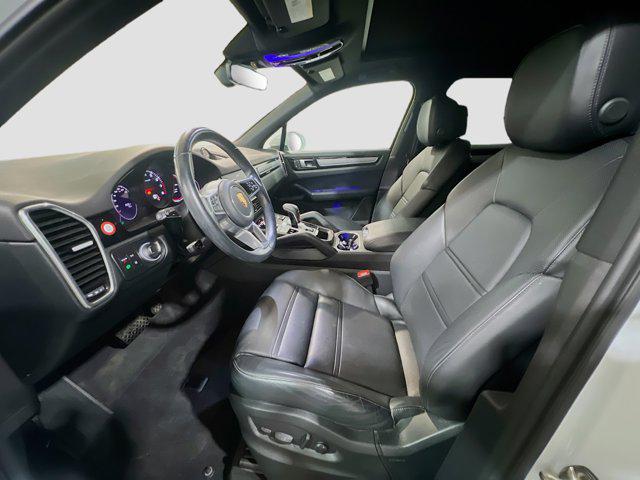 2022 Porsche Cayenne Base