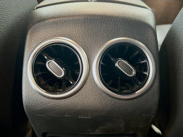2024 Mercedes-Benz GLB GLB 250