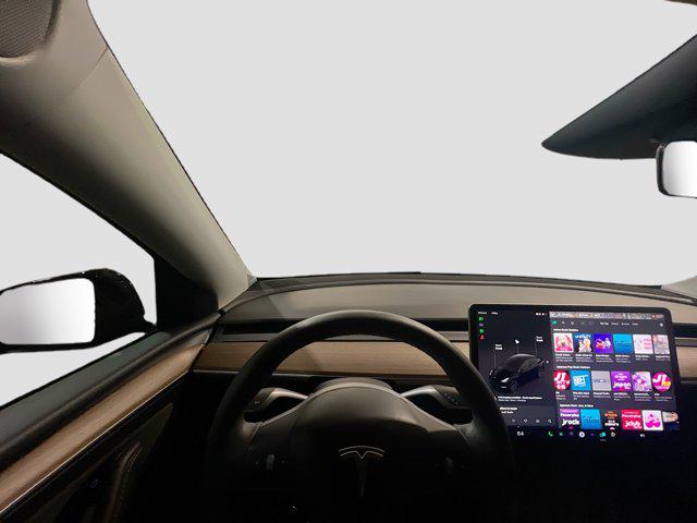 2024 Tesla Model Y Long Range Dual Motor All-Wheel Drive