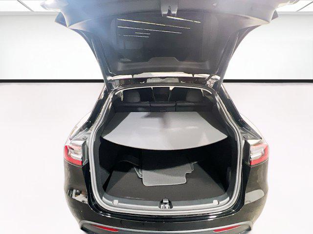 2024 Tesla Model Y Long Range Dual Motor All-Wheel Drive