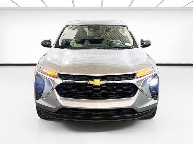 2025 Chevrolet Trax FWD LS