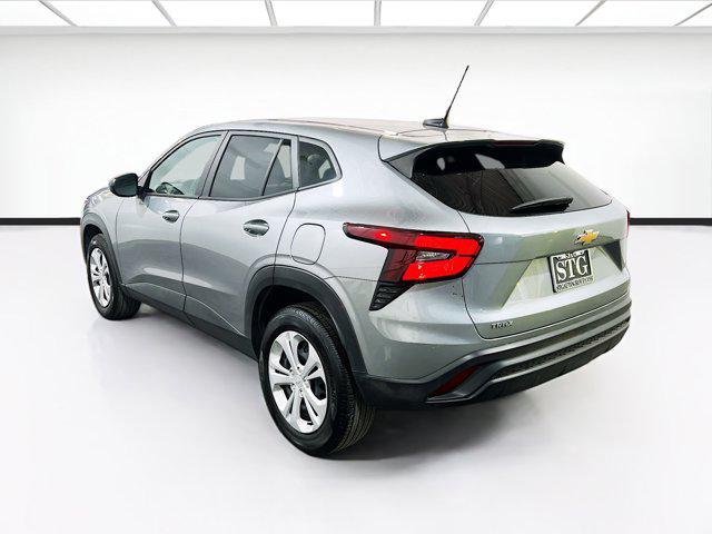 2025 Chevrolet Trax FWD LS