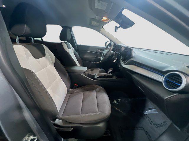 2025 Chevrolet Trax FWD LS