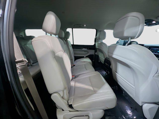 2022 Jeep Wagoneer Series II 4x2