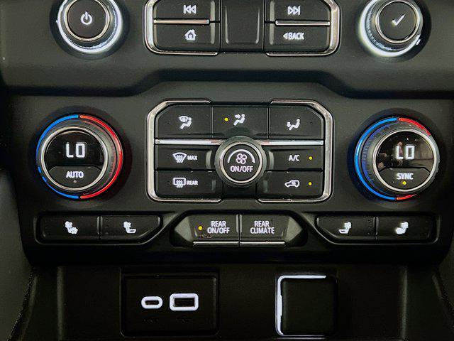 2024 Chevrolet Suburban 2WD RST