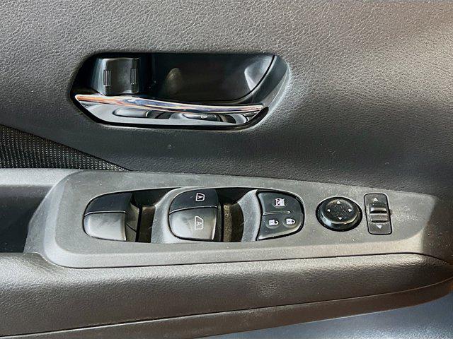 2023 Nissan Kicks SV Xtronic CVT