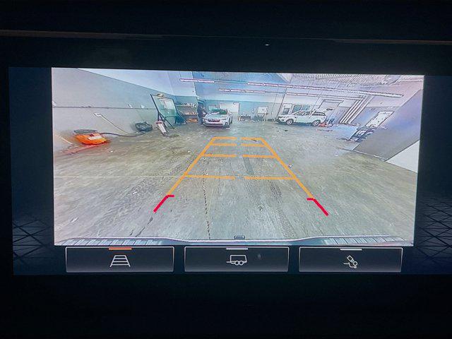 2022 GMC Sierra 1500 4WD Crew Cab Short Box AT4