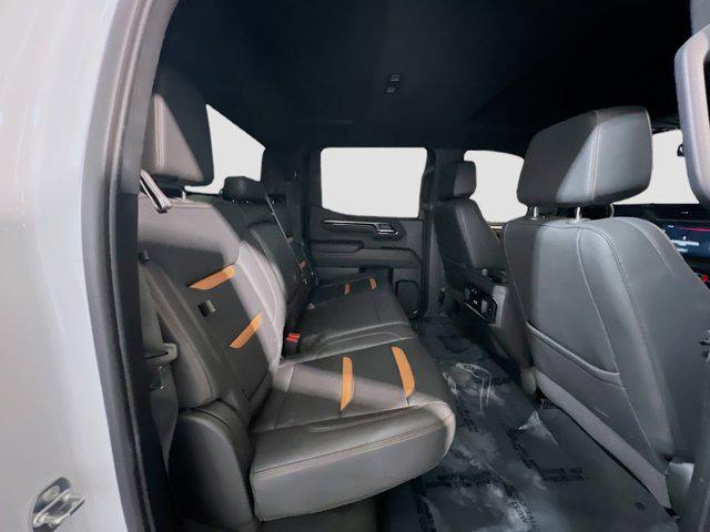 2022 GMC Sierra 1500 4WD Crew Cab Short Box AT4